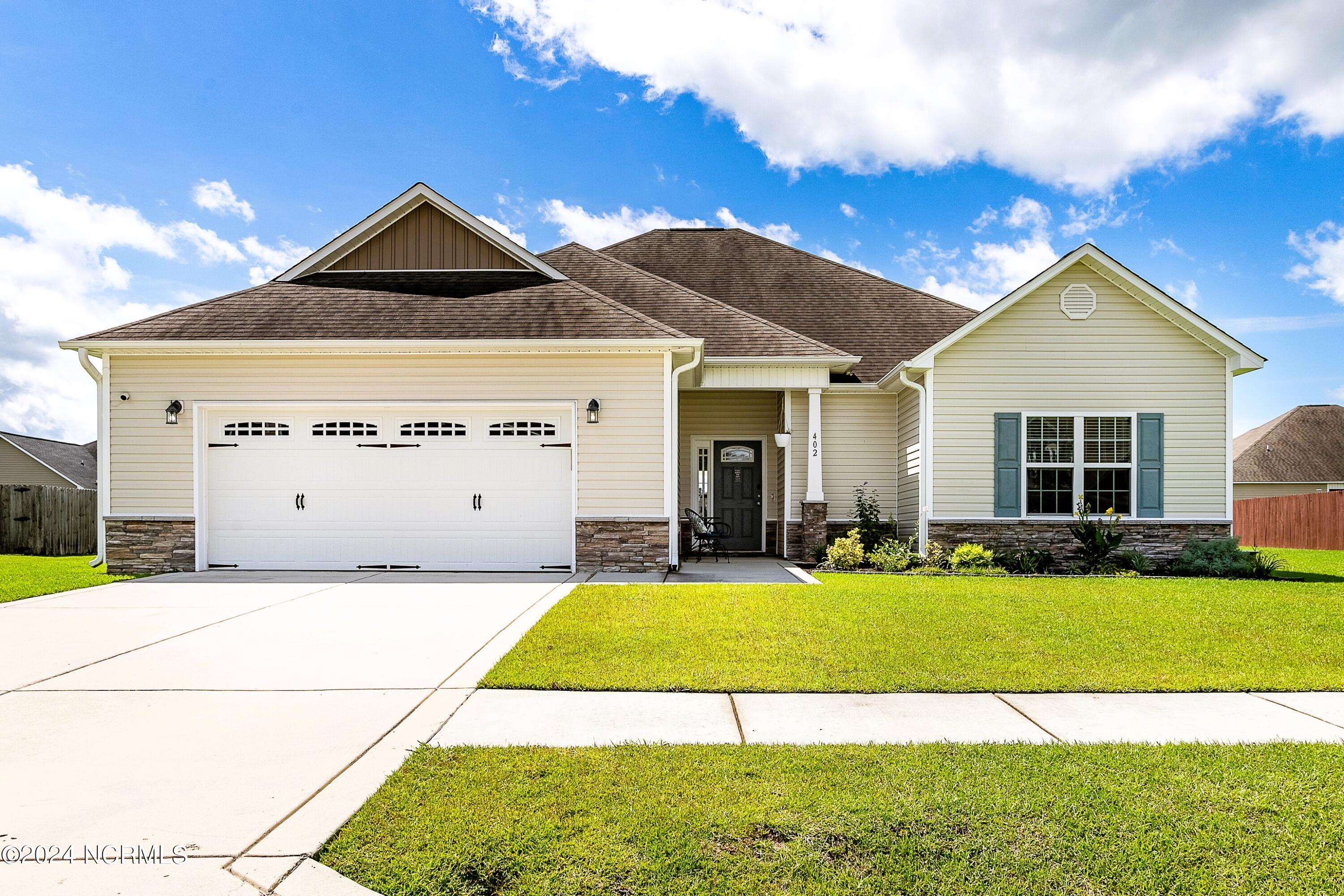 402 Pewter Court Property Photo 1