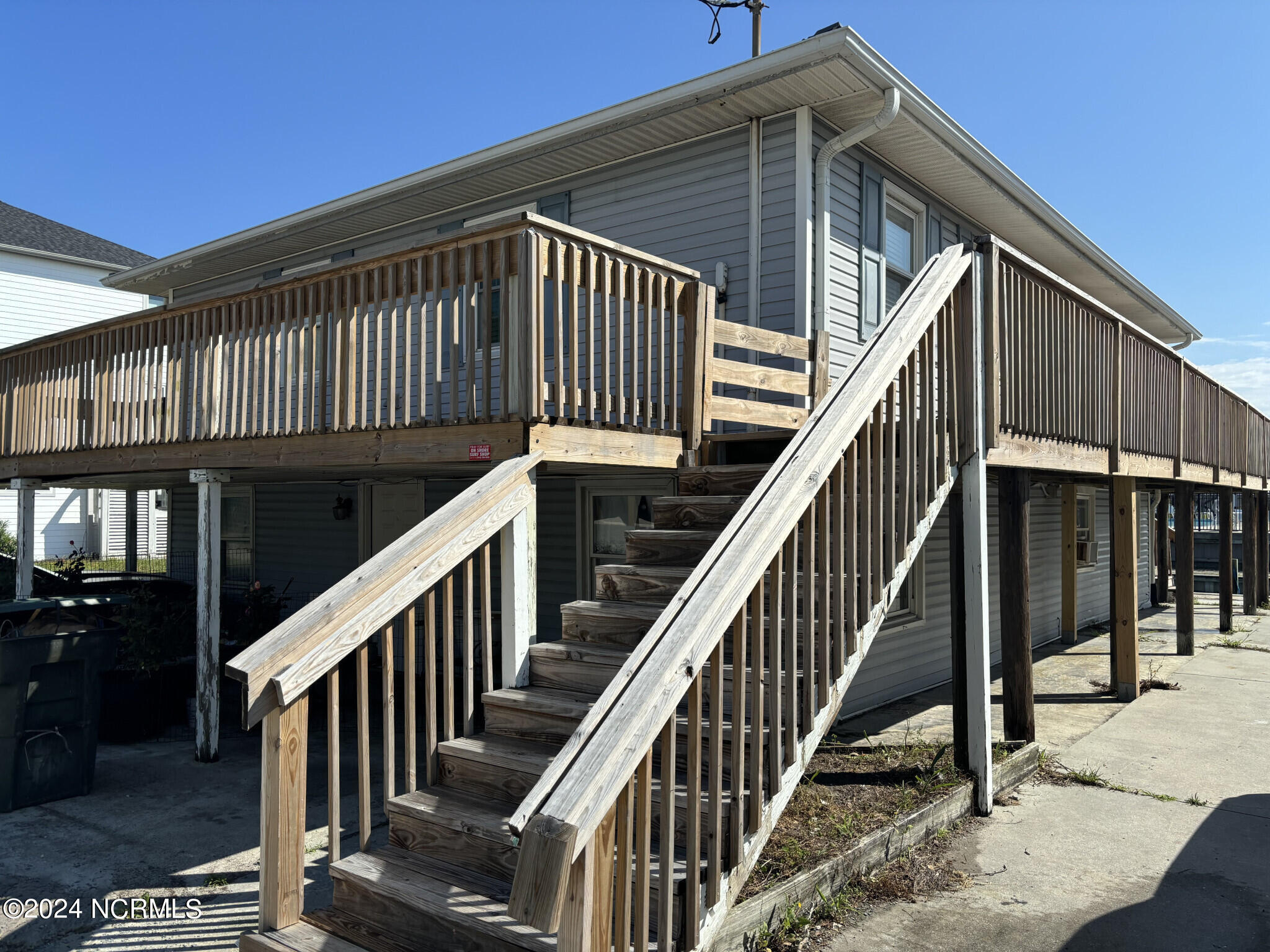 972 Gaye Avenue Property Photo 3