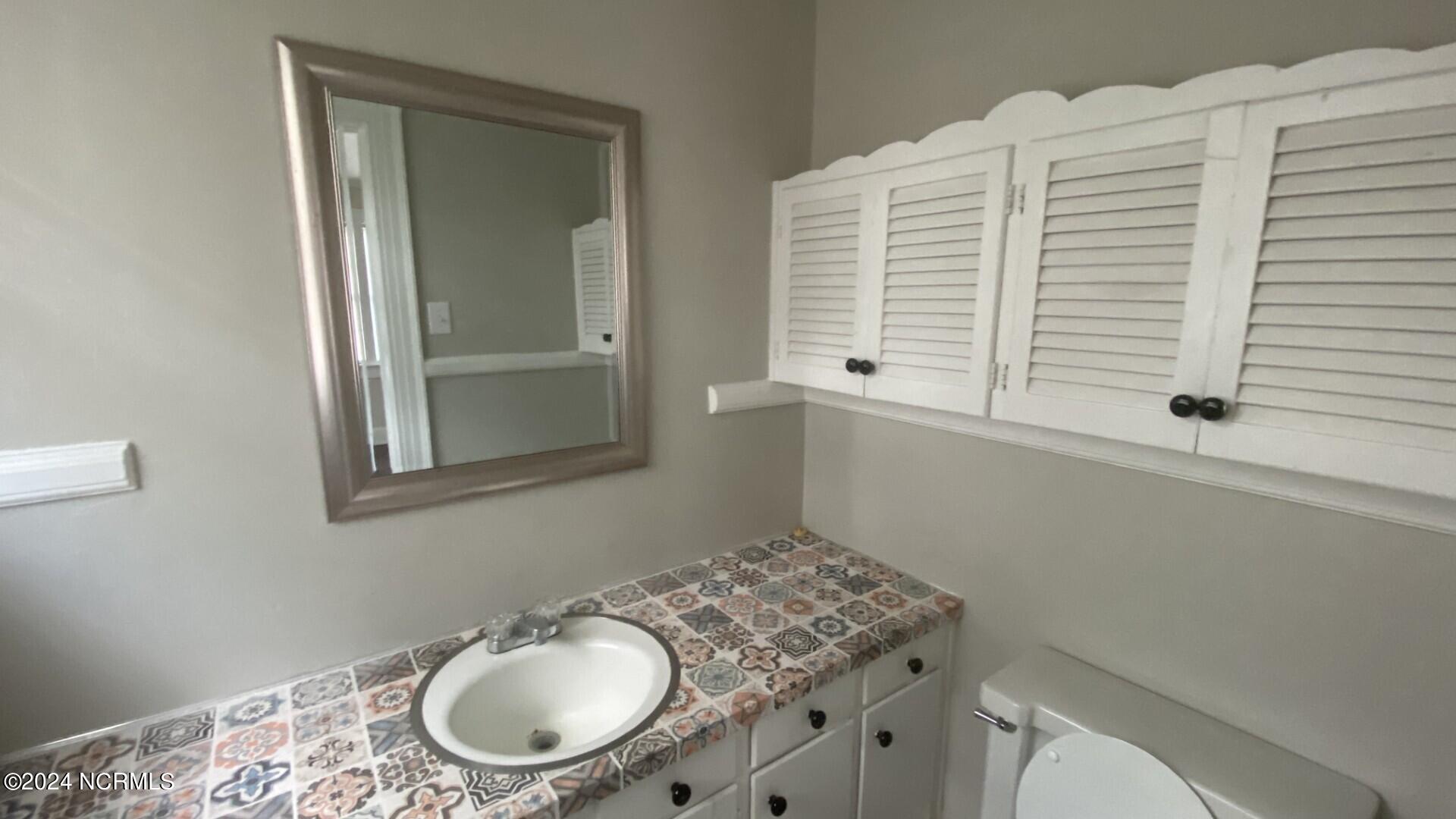 1004 Anderson Street Property Photo 8