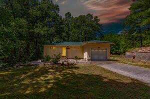 100 Skyline Dr. Property Photo
