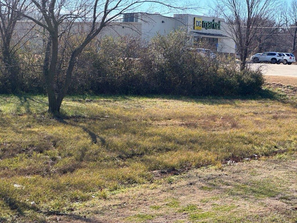 Eagle Plaze Real Estate Listings Main Image