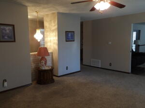 1820 E Central Street Property Photo 12
