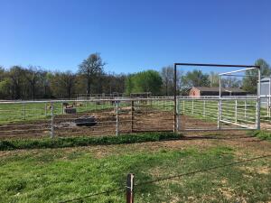 12470 Jim Devault Road Property Photo 17