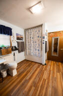 1902 Nw G Street Property Photo 10