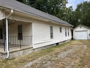 220 Nw I Street Property Photo 2
