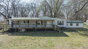 13081 S 645 Road Property Photo 1