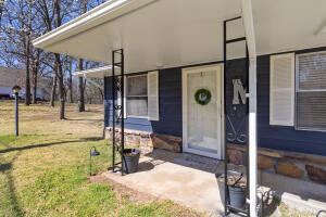 61290 E 313 Road Property Photo