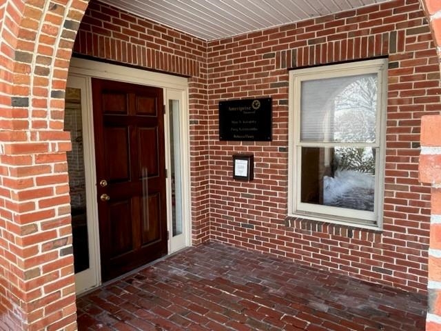 116 South River Road Property Photo 6