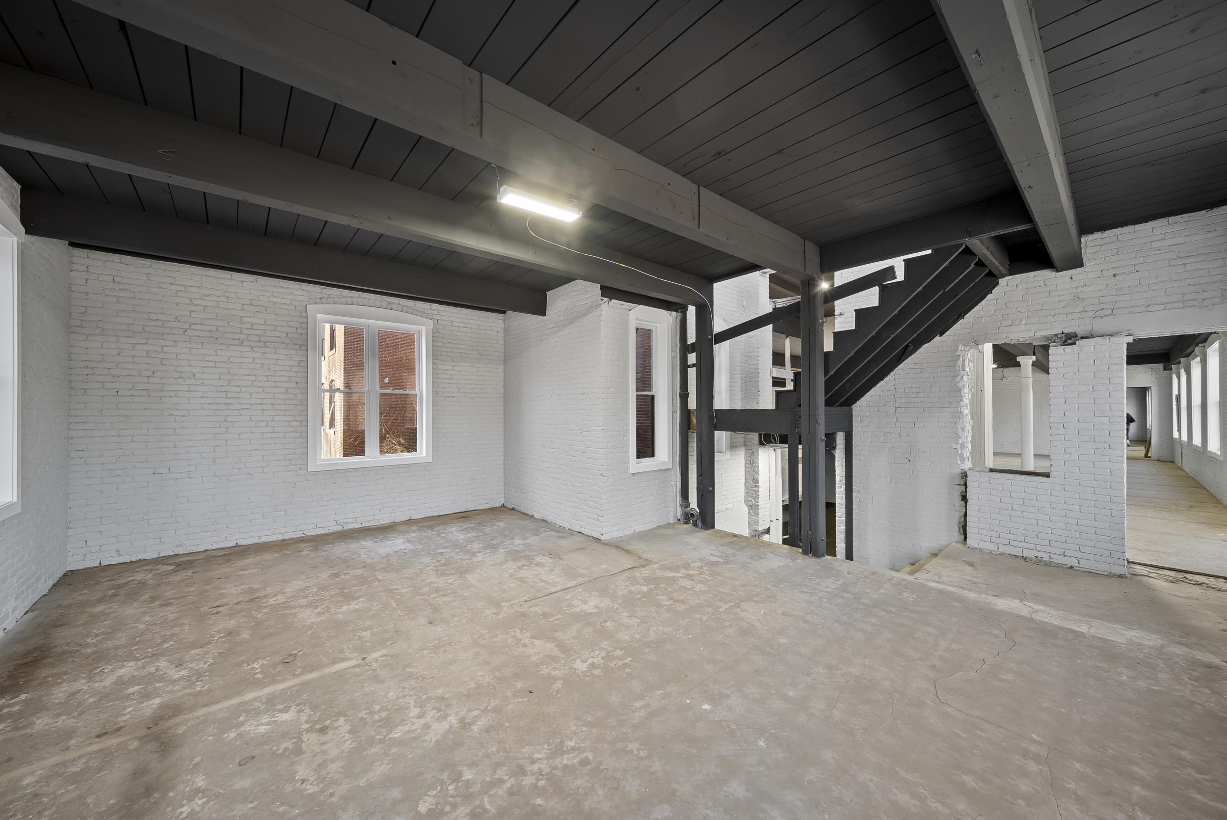 174 N Main Street Property Photo 17