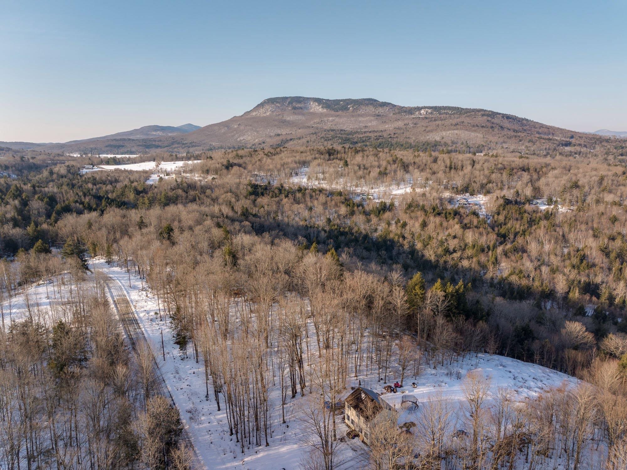 Brookview Lane Property Photo 8