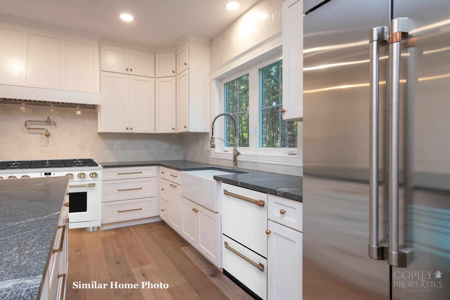 111 Linden Street Property Photo 4