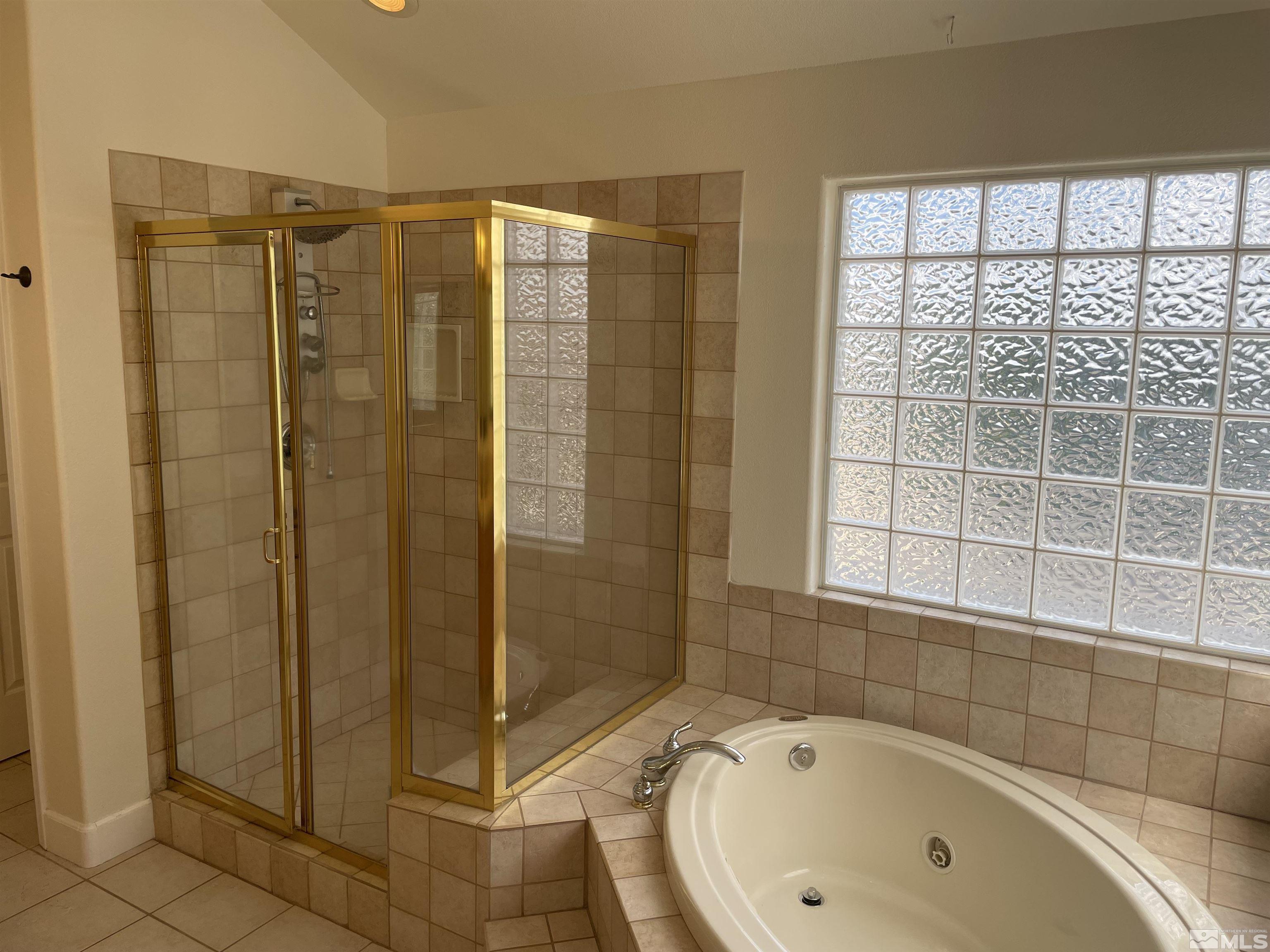 6259 Golden Meadow Rd Property Photo 9