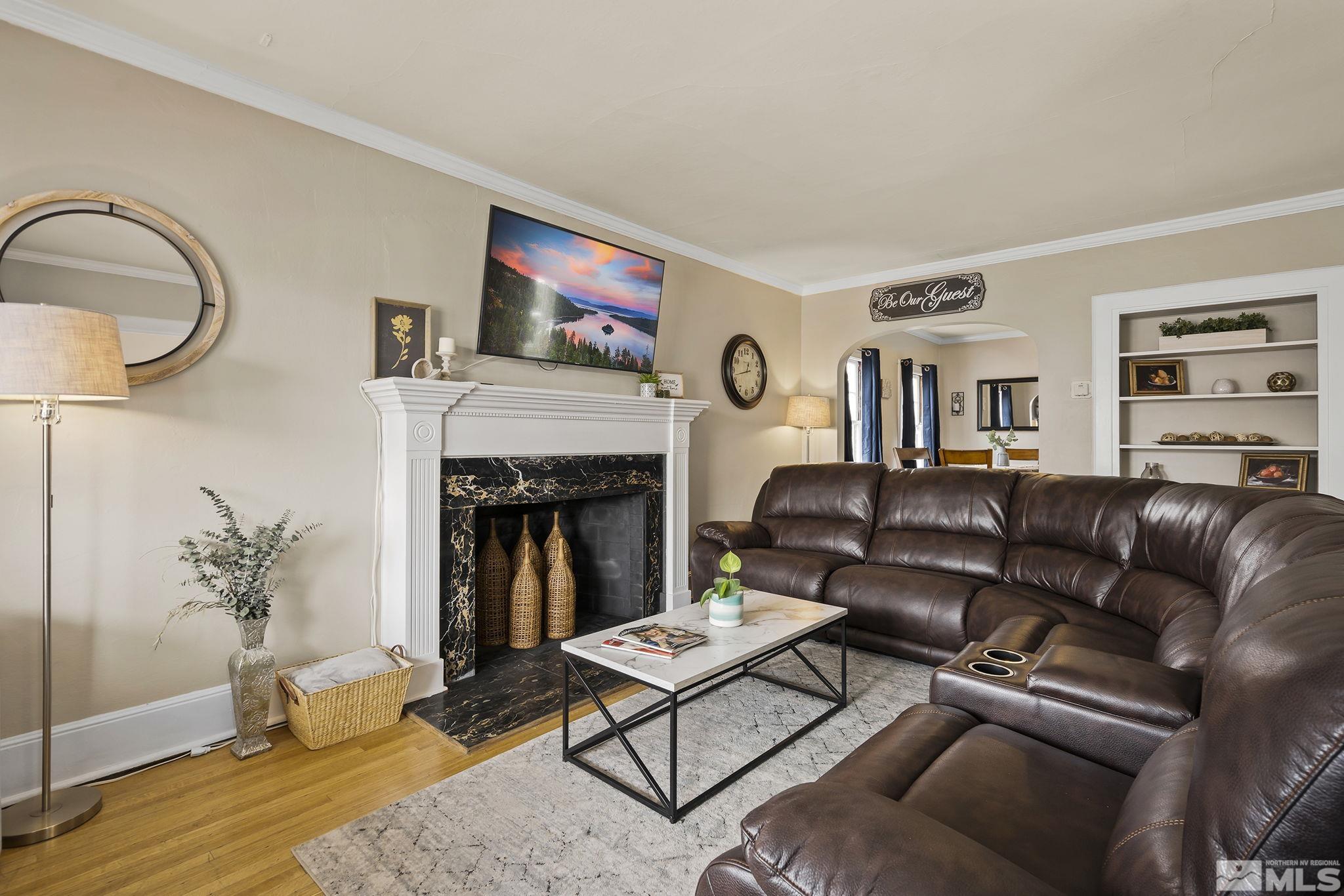 354 W Liberty St Property Photo