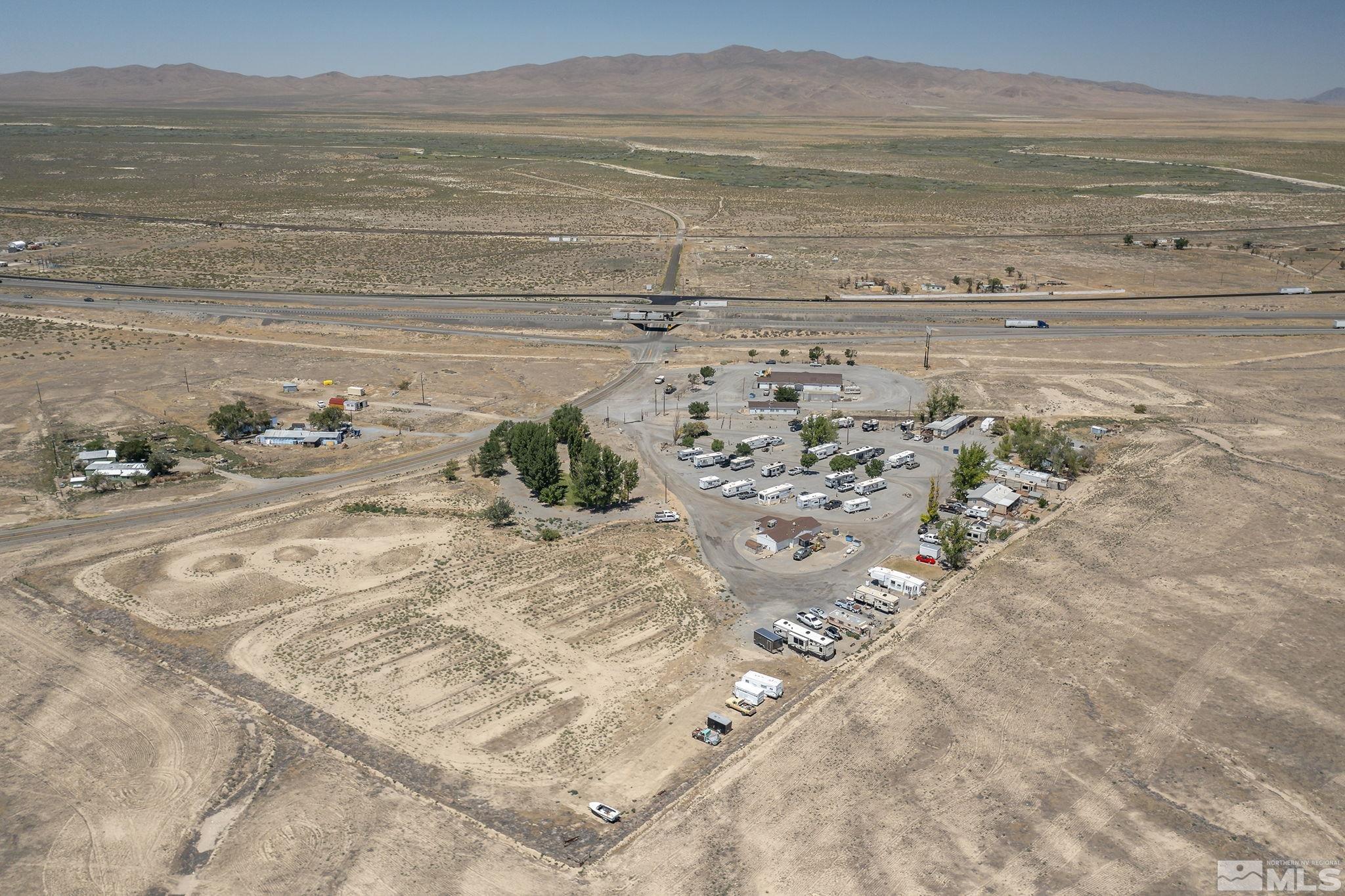 150/200 Hwy 400 Property Photo 36