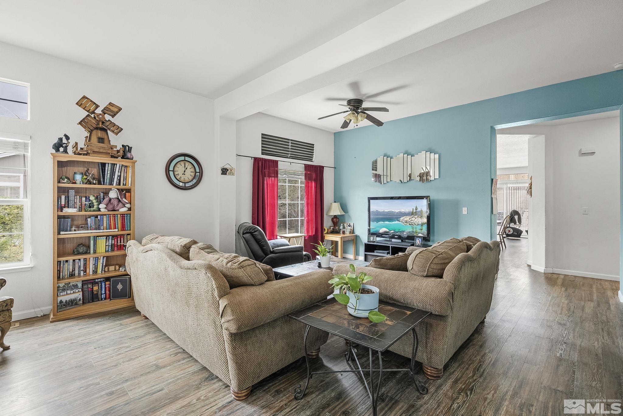 20953 White Rock Drive Property Photo 3