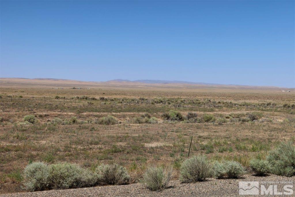 521002 Hwy 306 Property Photo 4