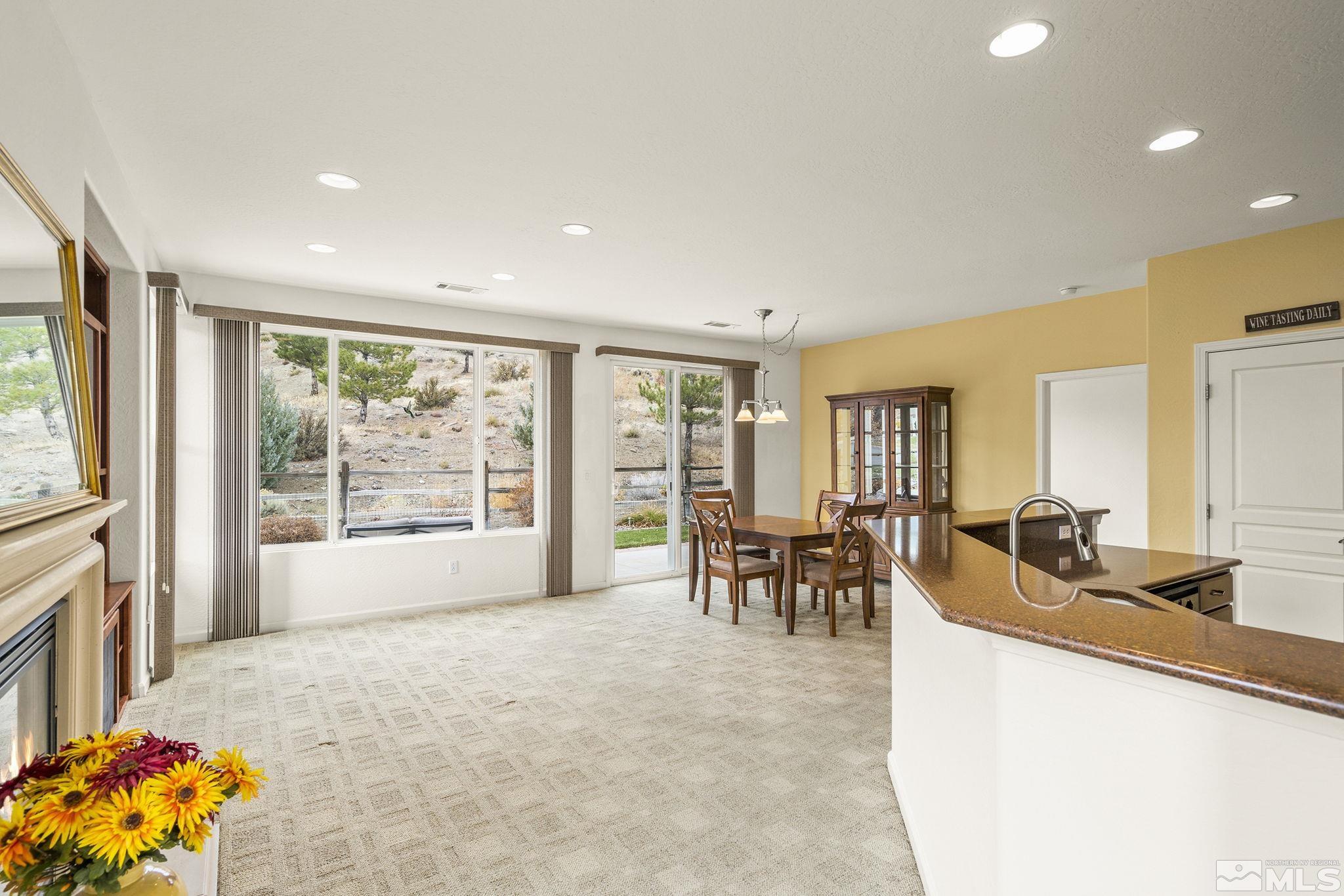 1201 Firefly Ct Property Photo 5