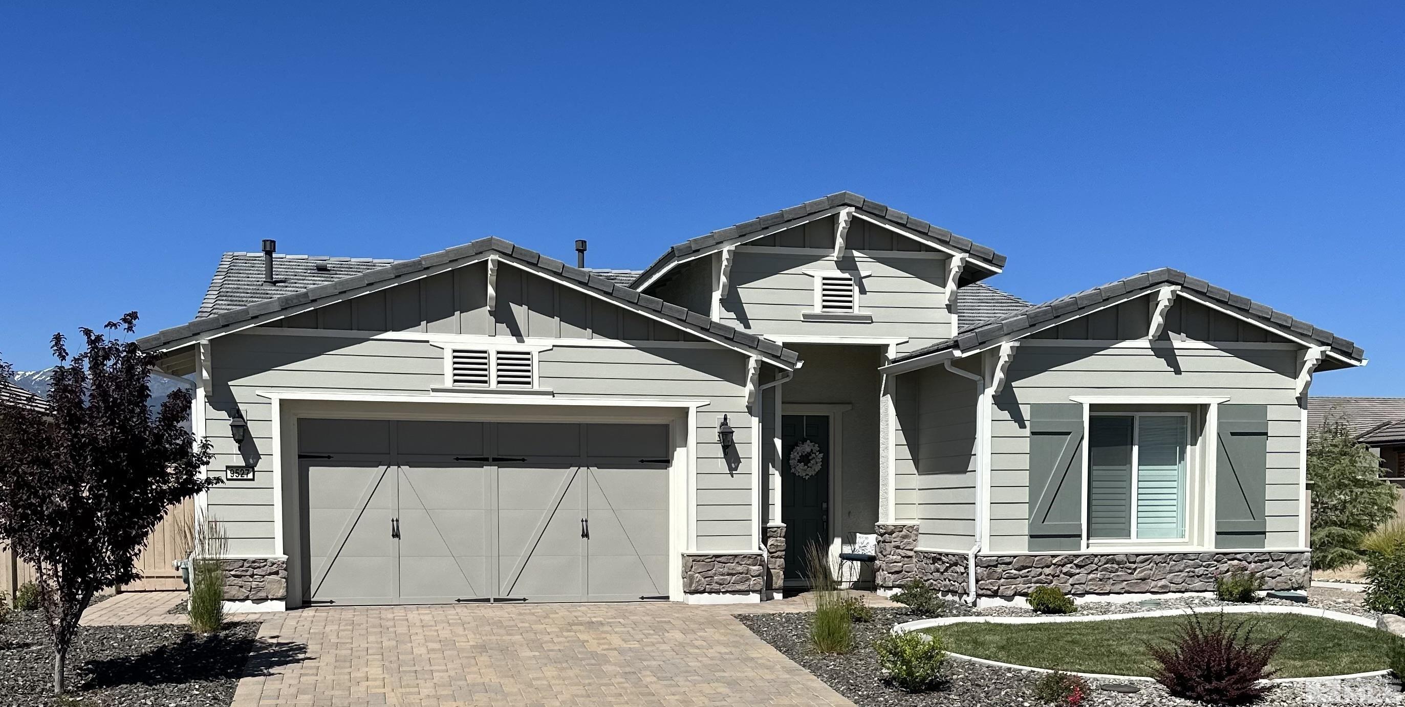 9527 Tencendur Lane Property Photo 1