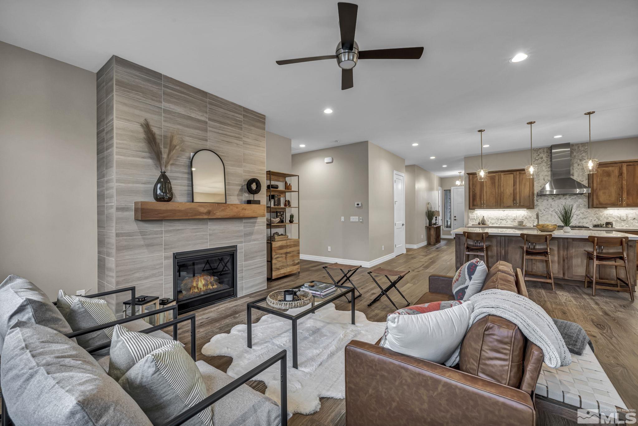 3902 Cambria Loop Property Photo 1
