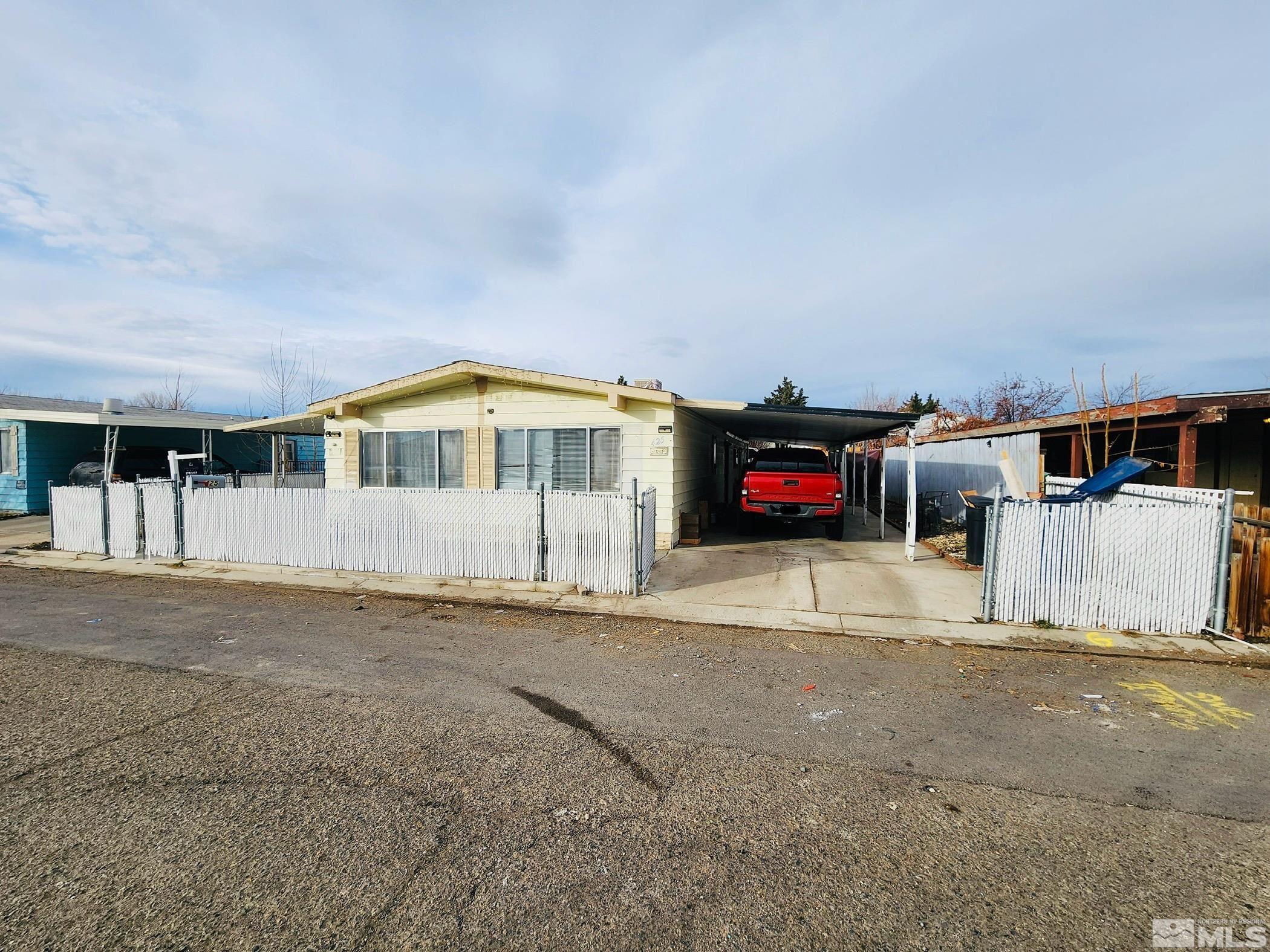 425 Randon Ct Property Photo 1