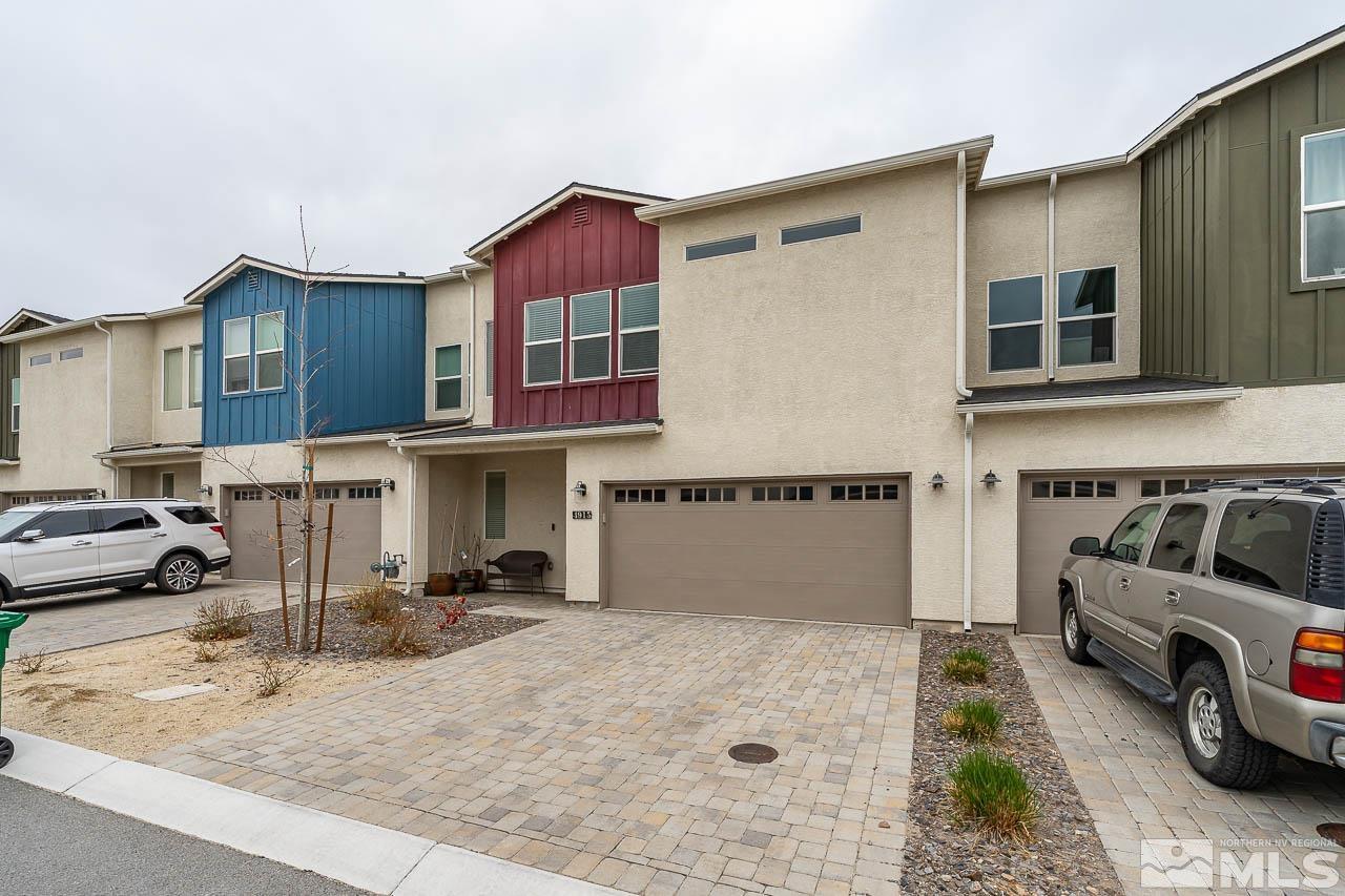 4915 Black Falcon Way Property Photo 1