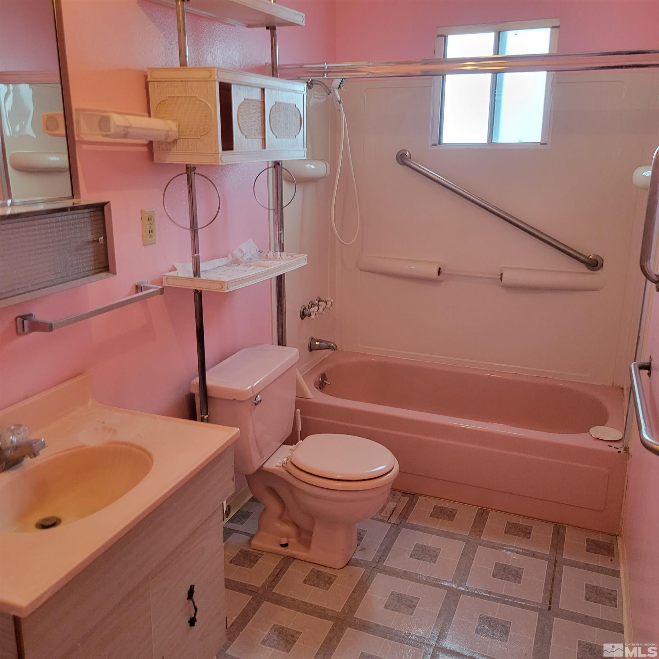 612 F St Property Photo 12