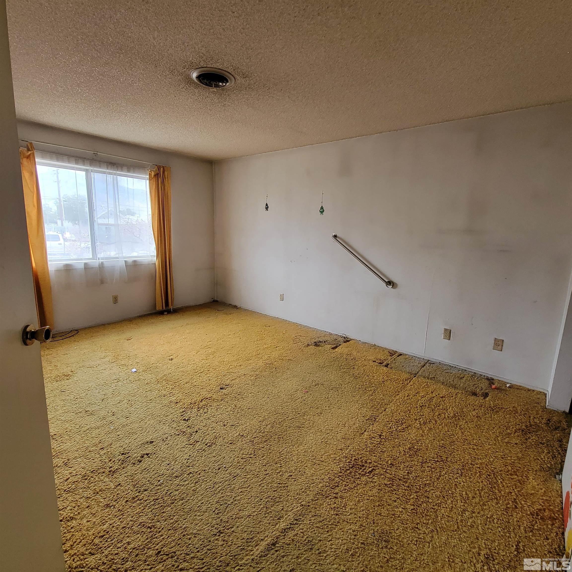 612 F St Property Photo 16