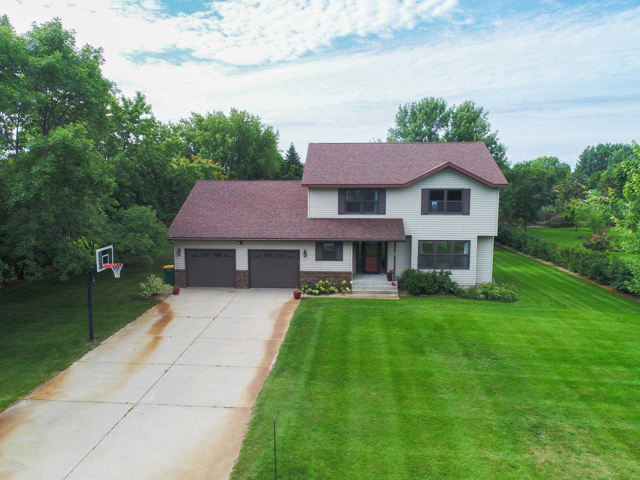 512 Winter Green Property Photo 1