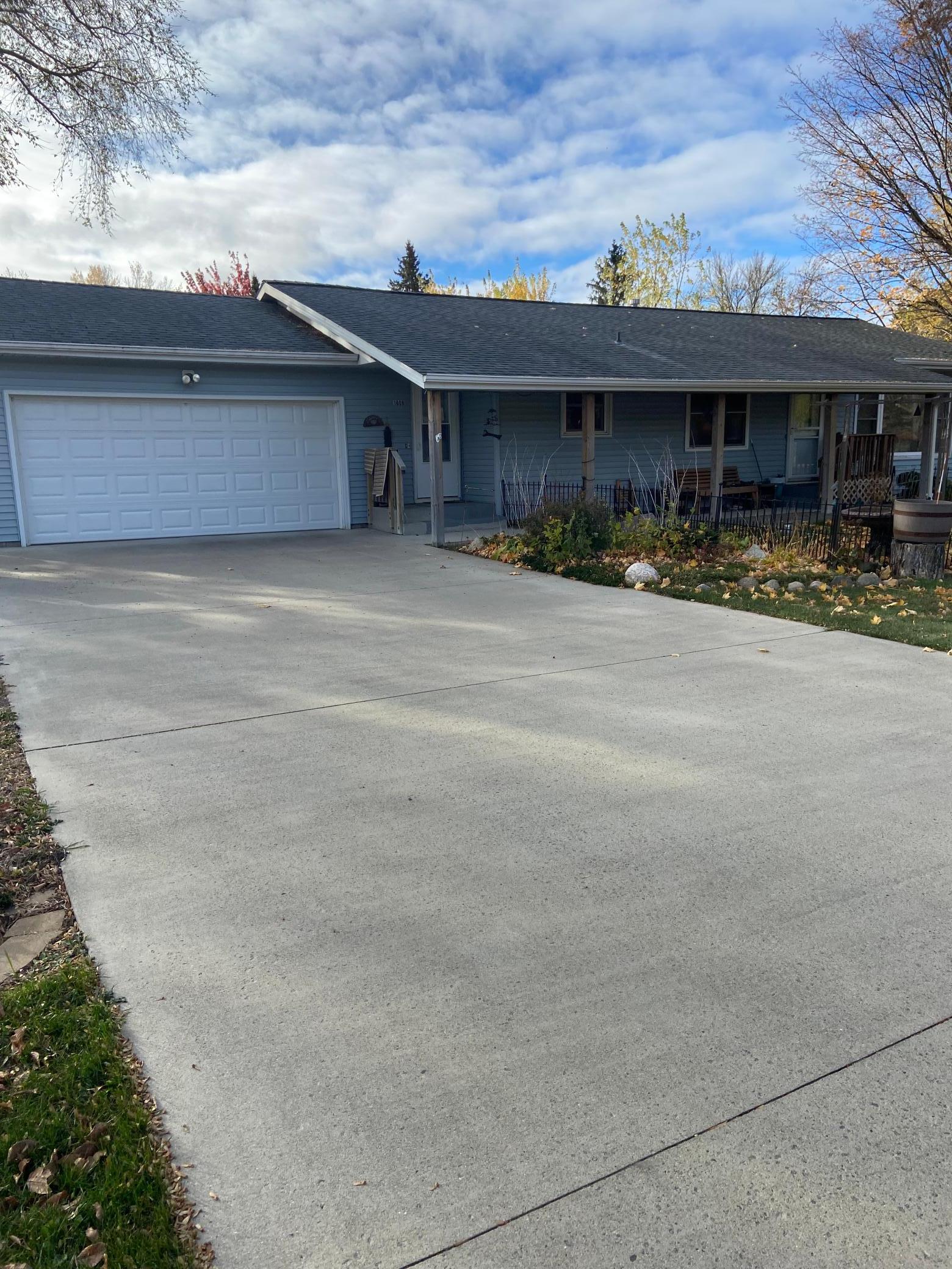 1808 State Highway 29 Property Photo 1