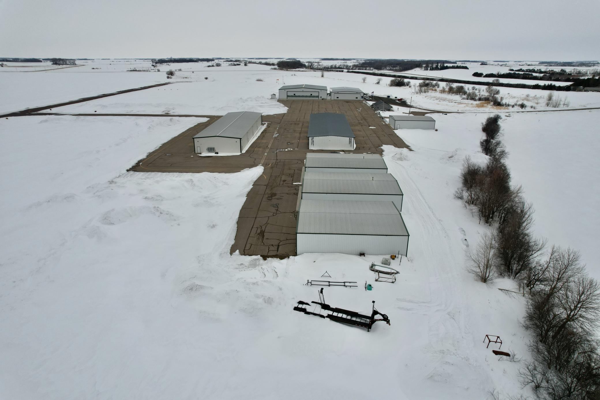 1111 2nd Street Hangar 3 Property Photo 5