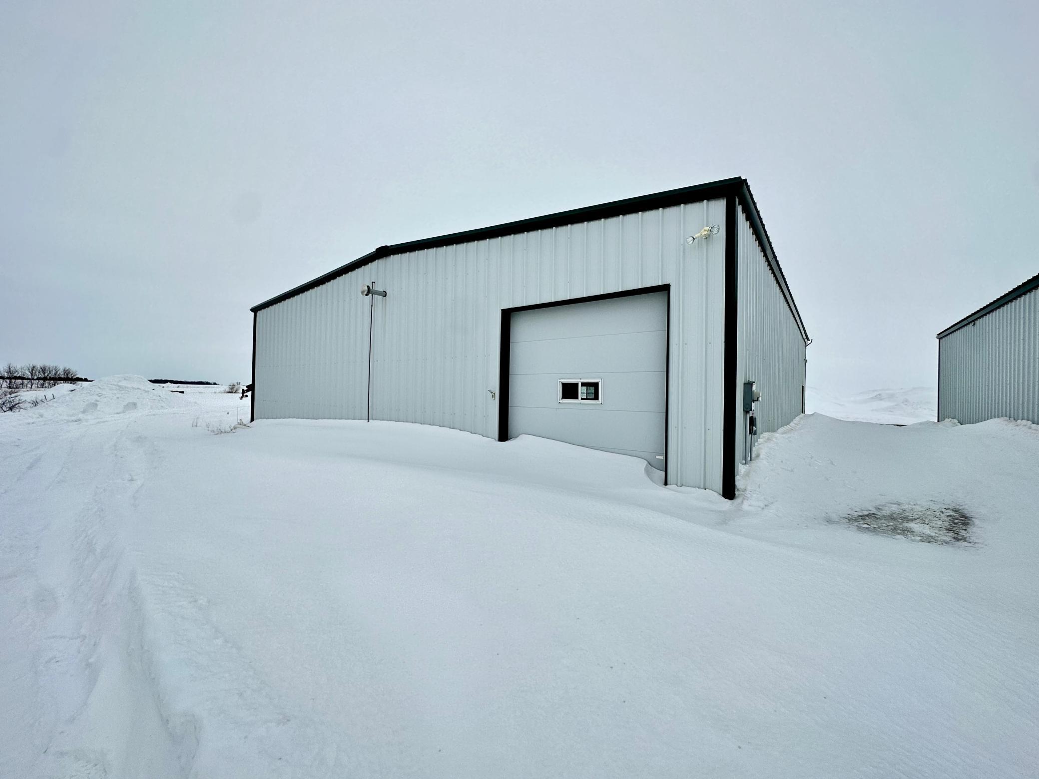 1111 2nd Street Hangar 3 Property Photo 9