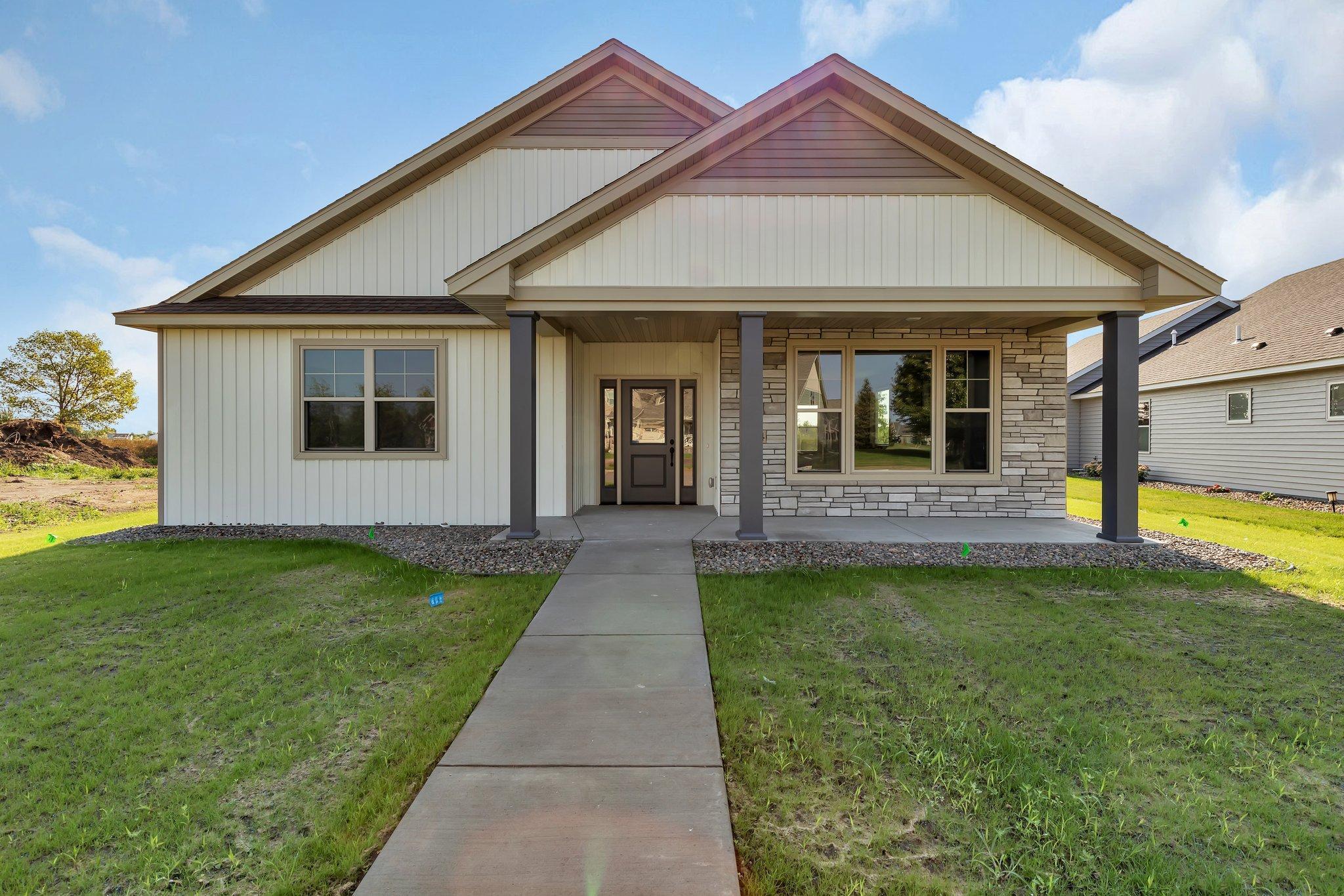 1904 Sandstone Loop Property Photo