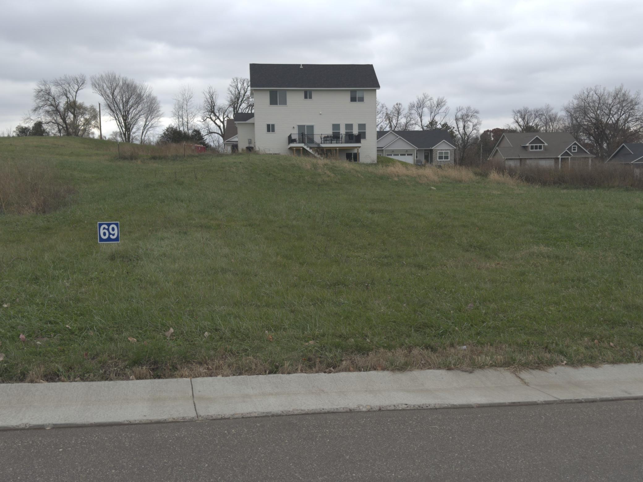 482 Delta Queen Avenue Property Photo 1