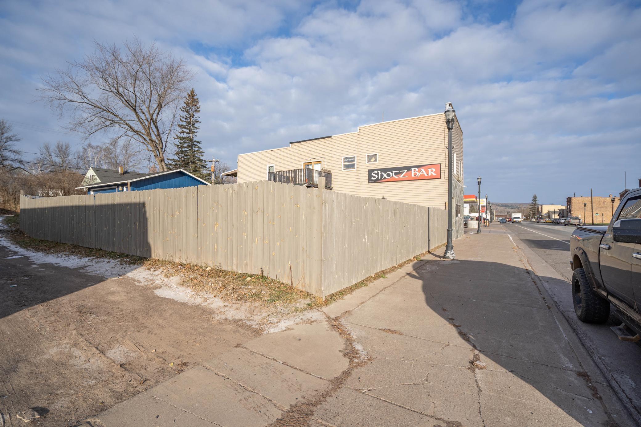 1321 Commonwealth Avenue Property Photo 9