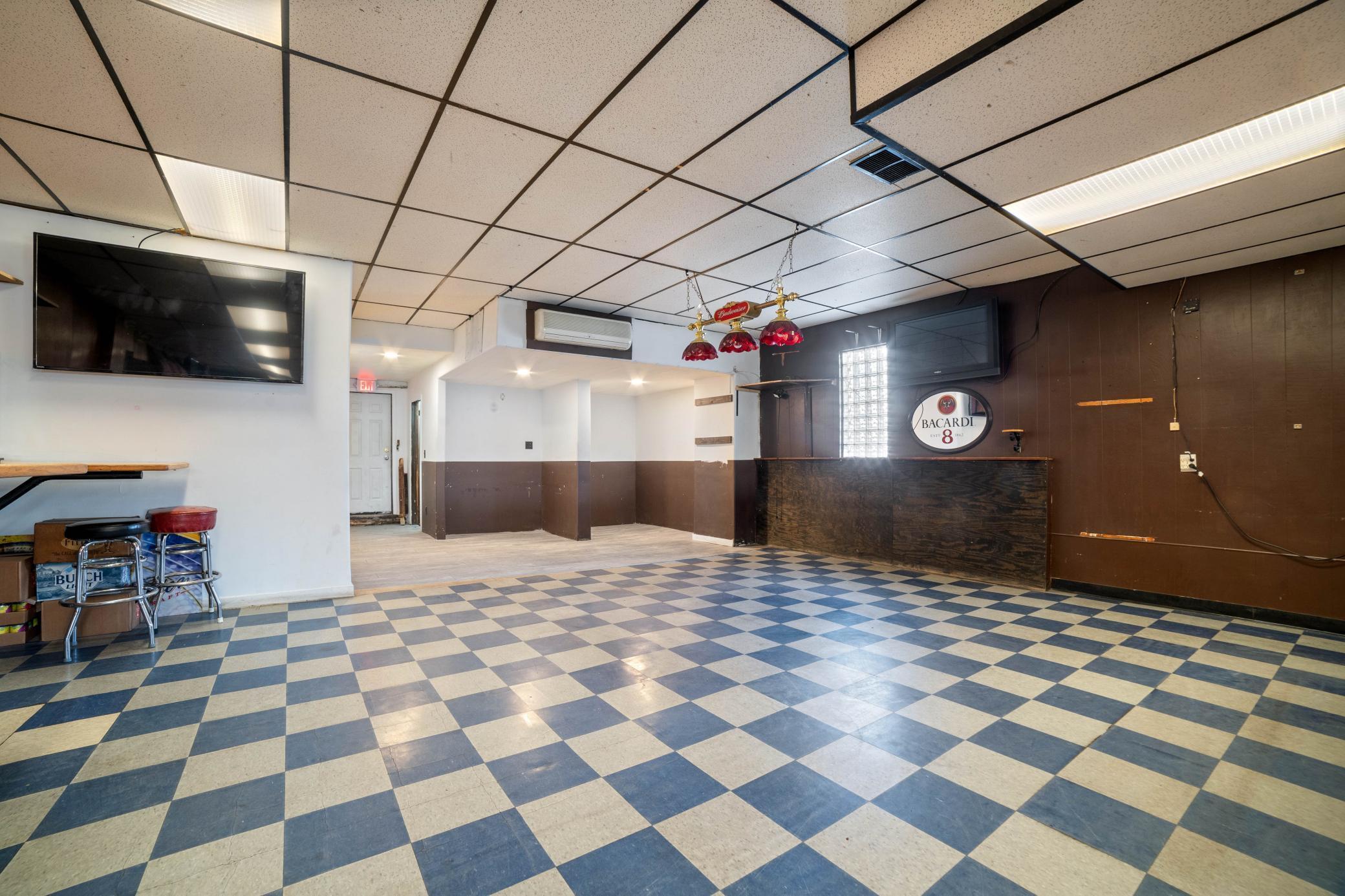 1321 Commonwealth Avenue Property Photo 18
