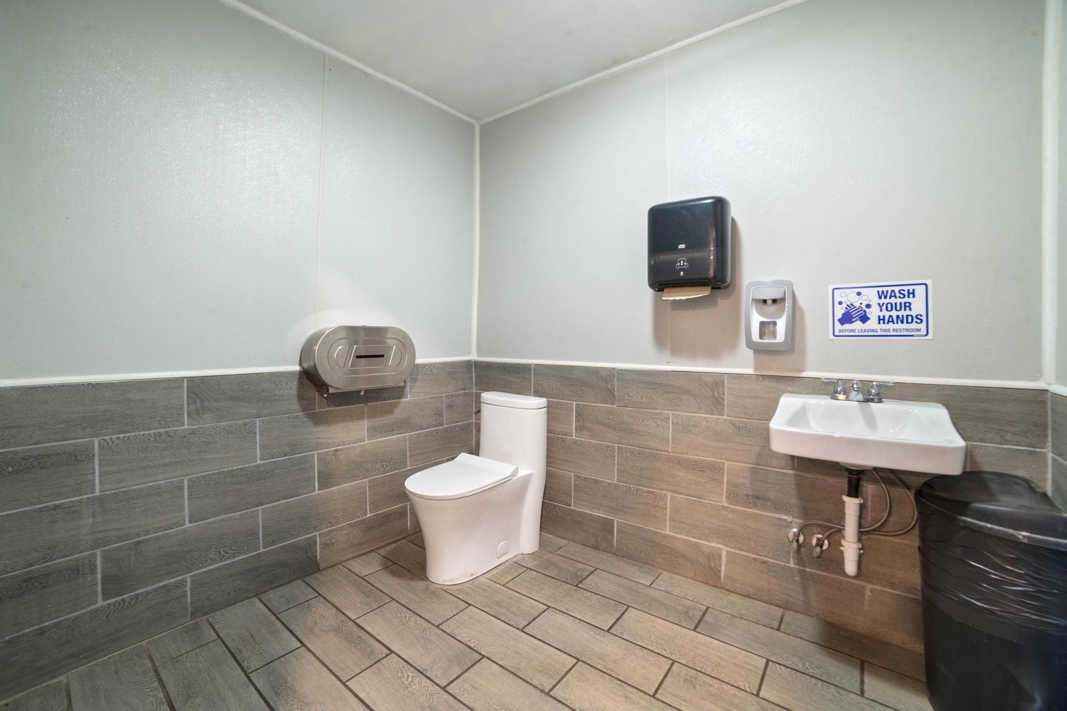 1321 Commonwealth Avenue Property Photo 23