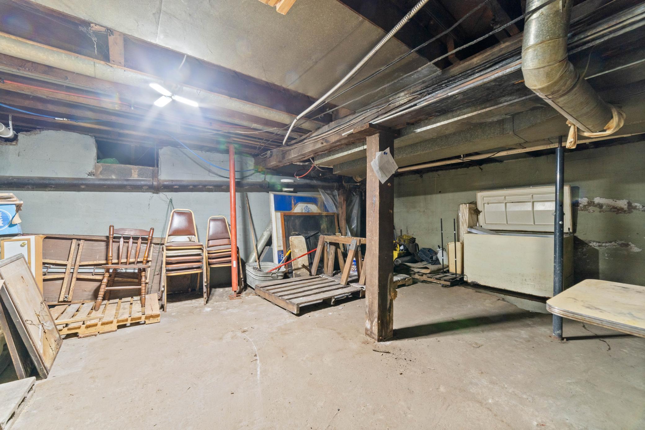 1321 Commonwealth Avenue Property Photo 27