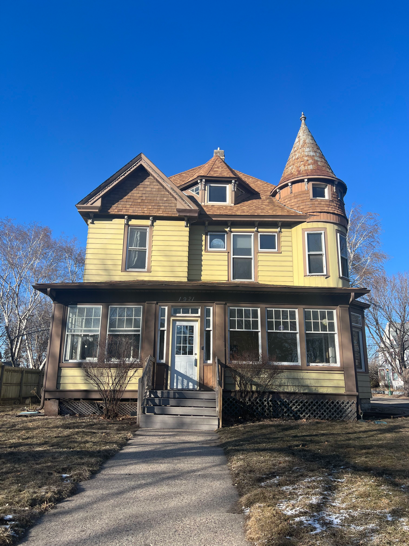 1921 Carroll Avenue Property Photo