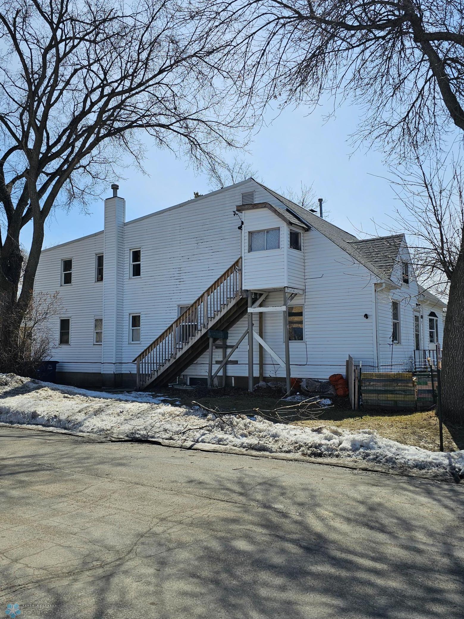 630 10th Street Property Photo 1