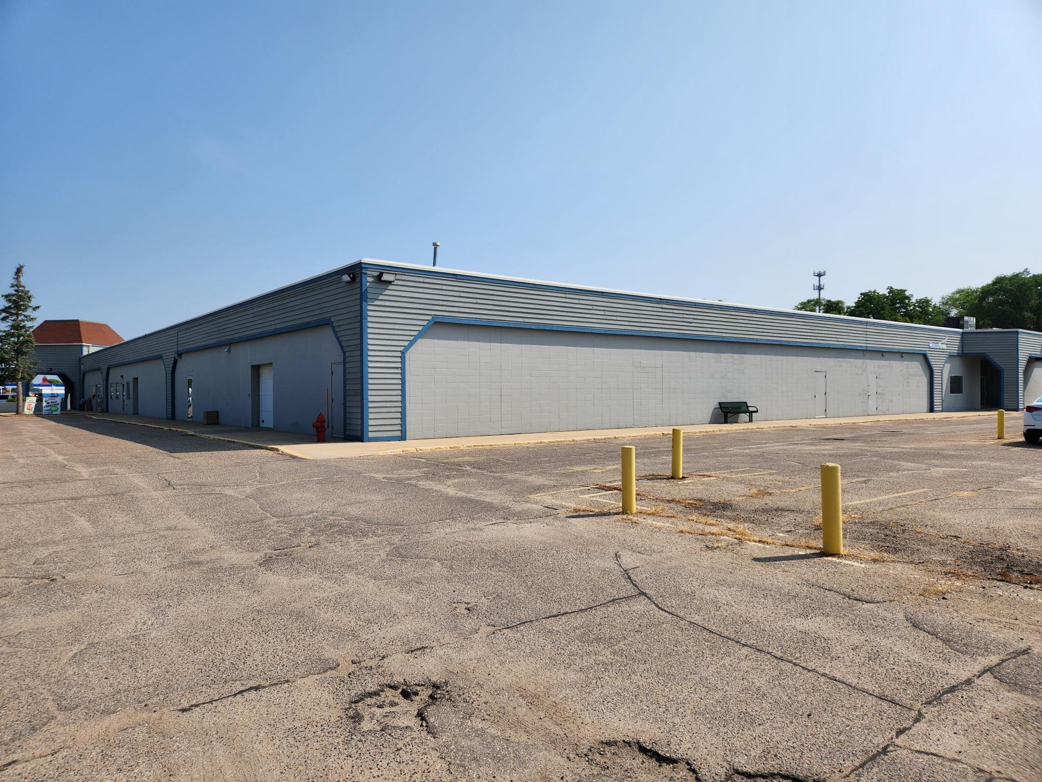 201 Lyndale Avenue Property Photo 1