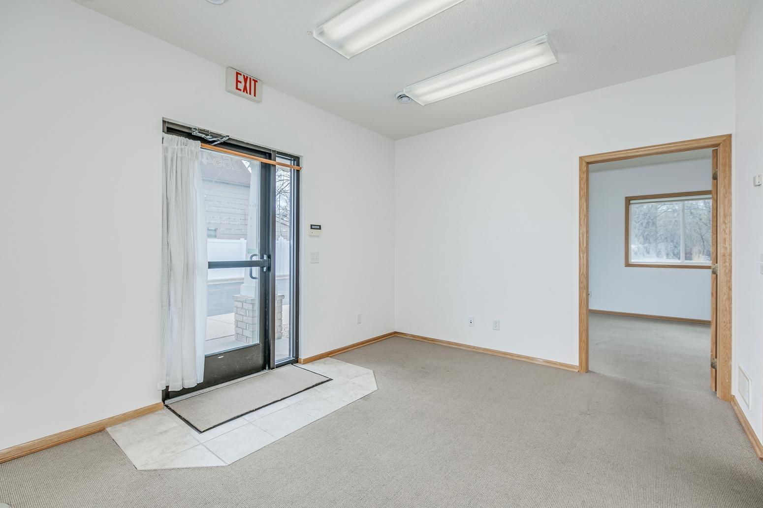 2554 Rice Street Property Photo 17
