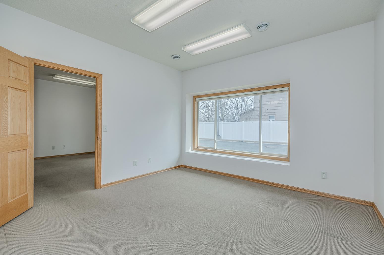 2554 Rice Street Property Photo 18
