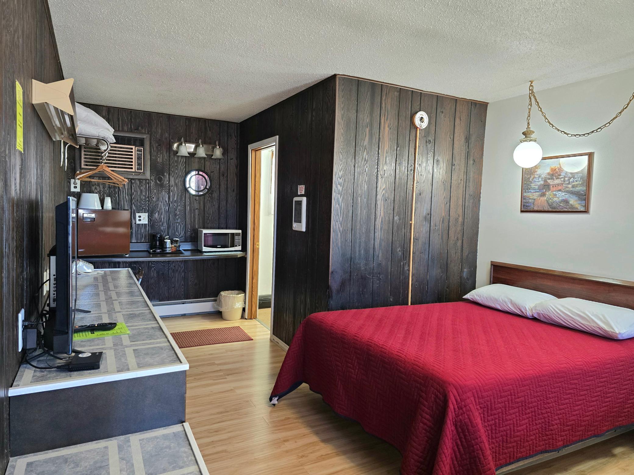 2101 Second Avenue Property Photo 12