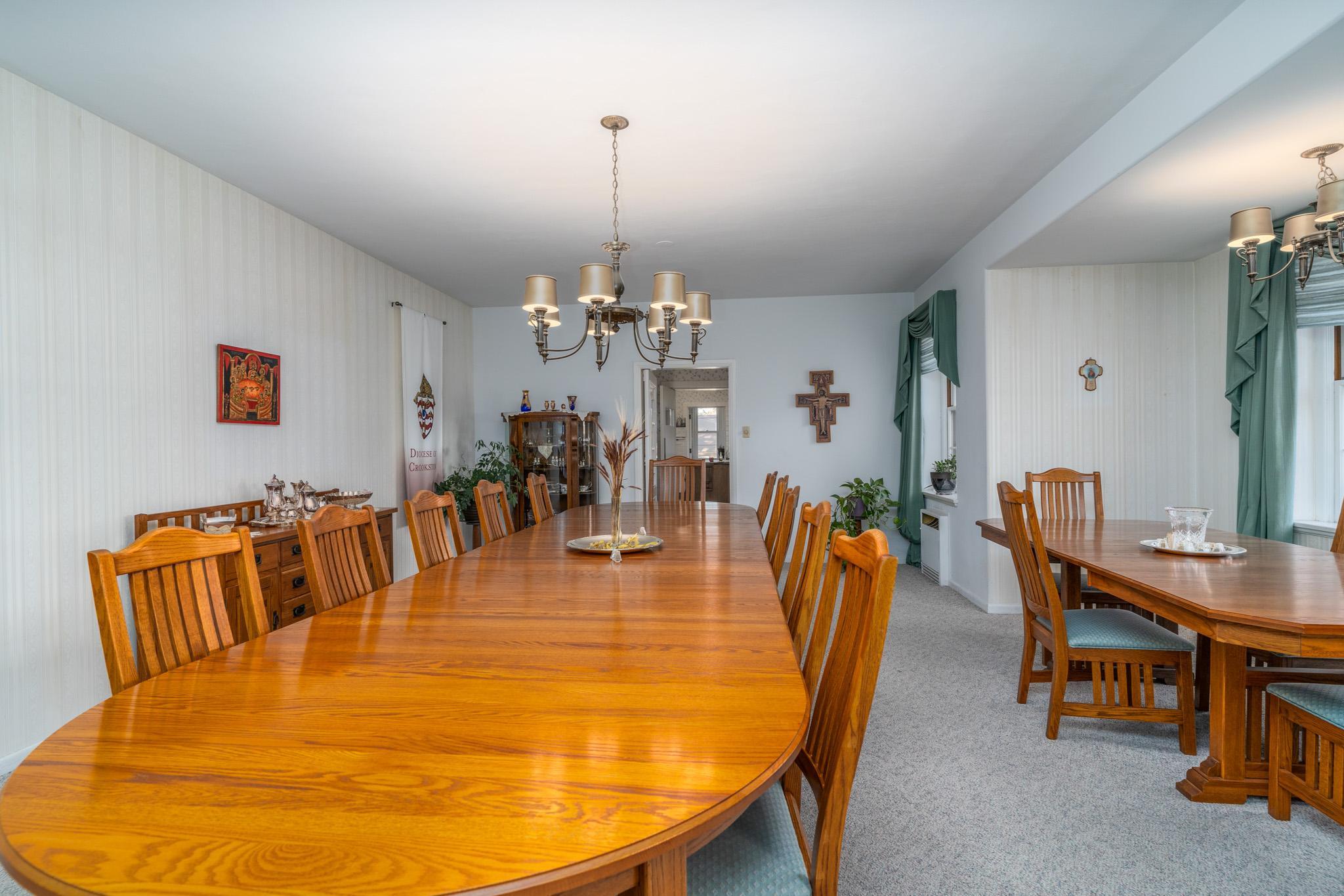 1220 Memorial Drive Property Photo 31