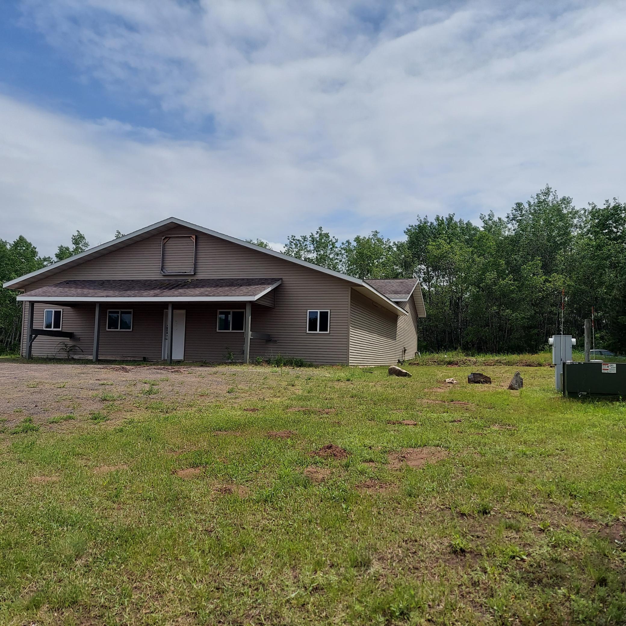 8525 Us Highway 2 Property Photo 2