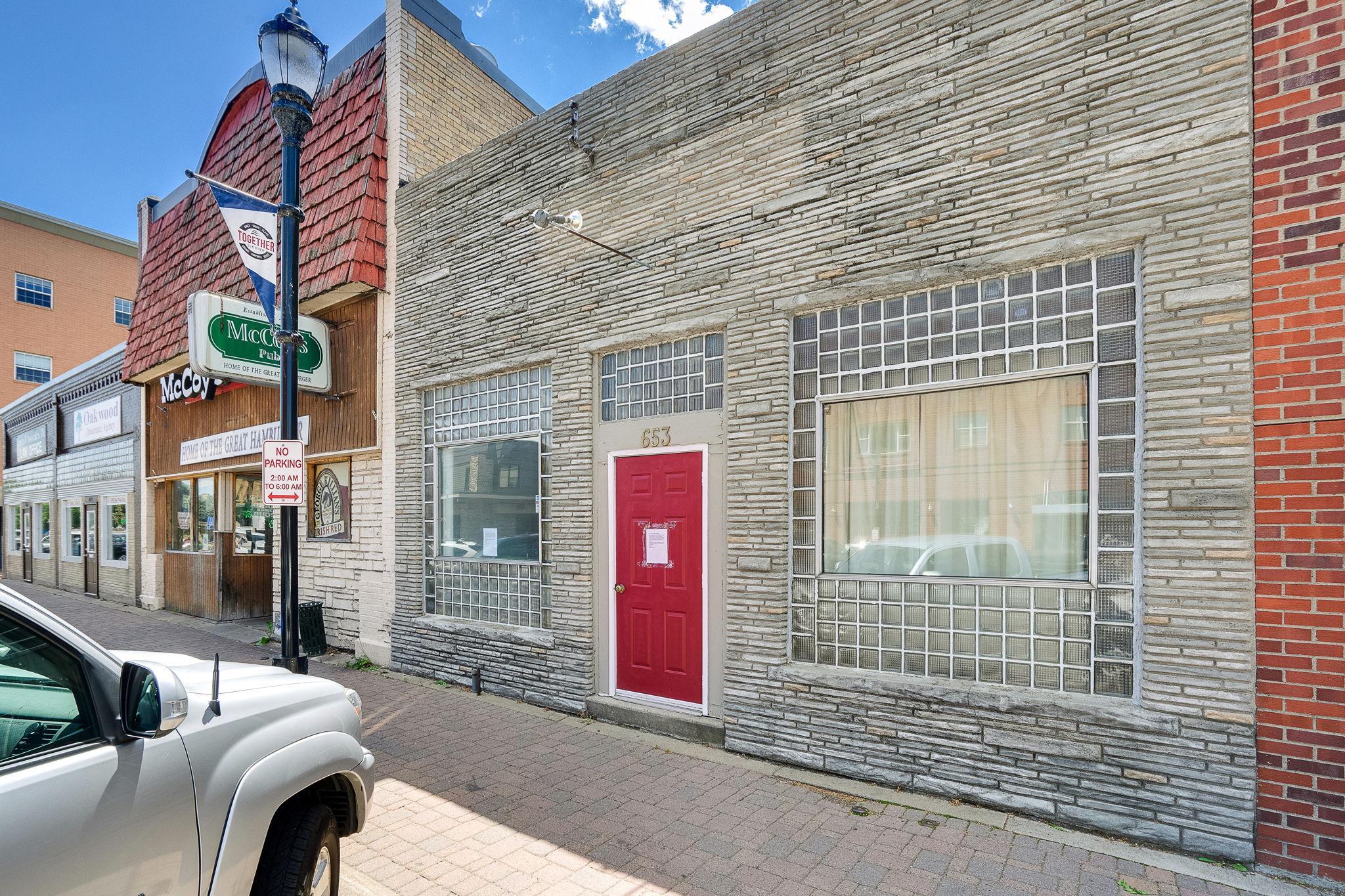 653 Main Street Property Photo 1