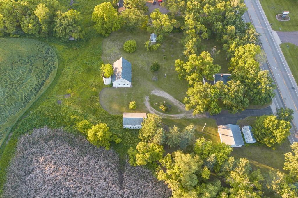 4004 Dakota Property Photo 23