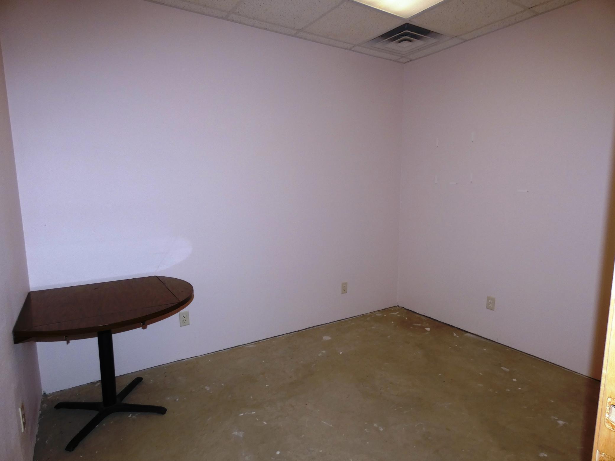 2610 Broadway Avenue Property Photo 7