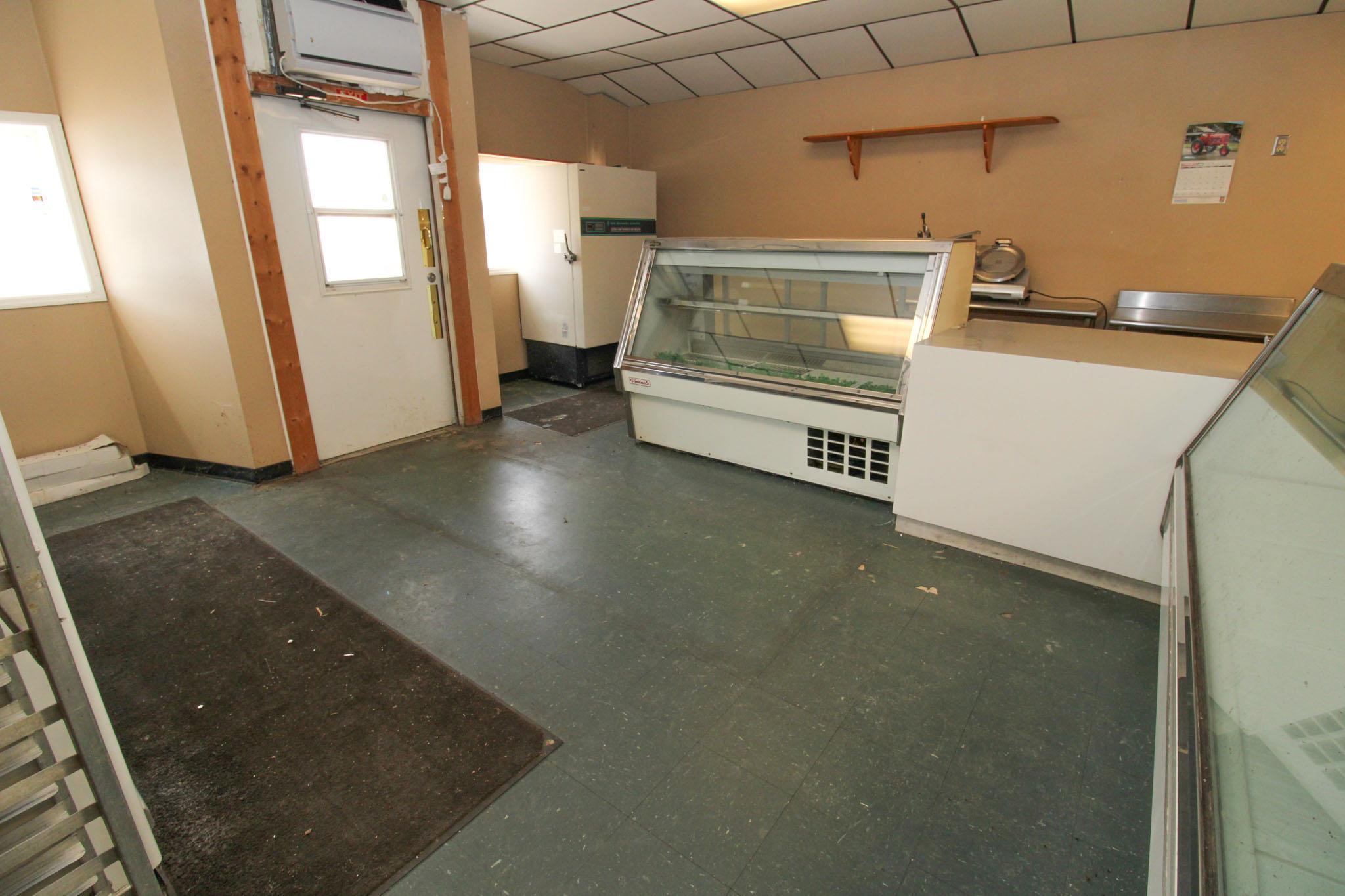 315 E Main Street Property Photo 4