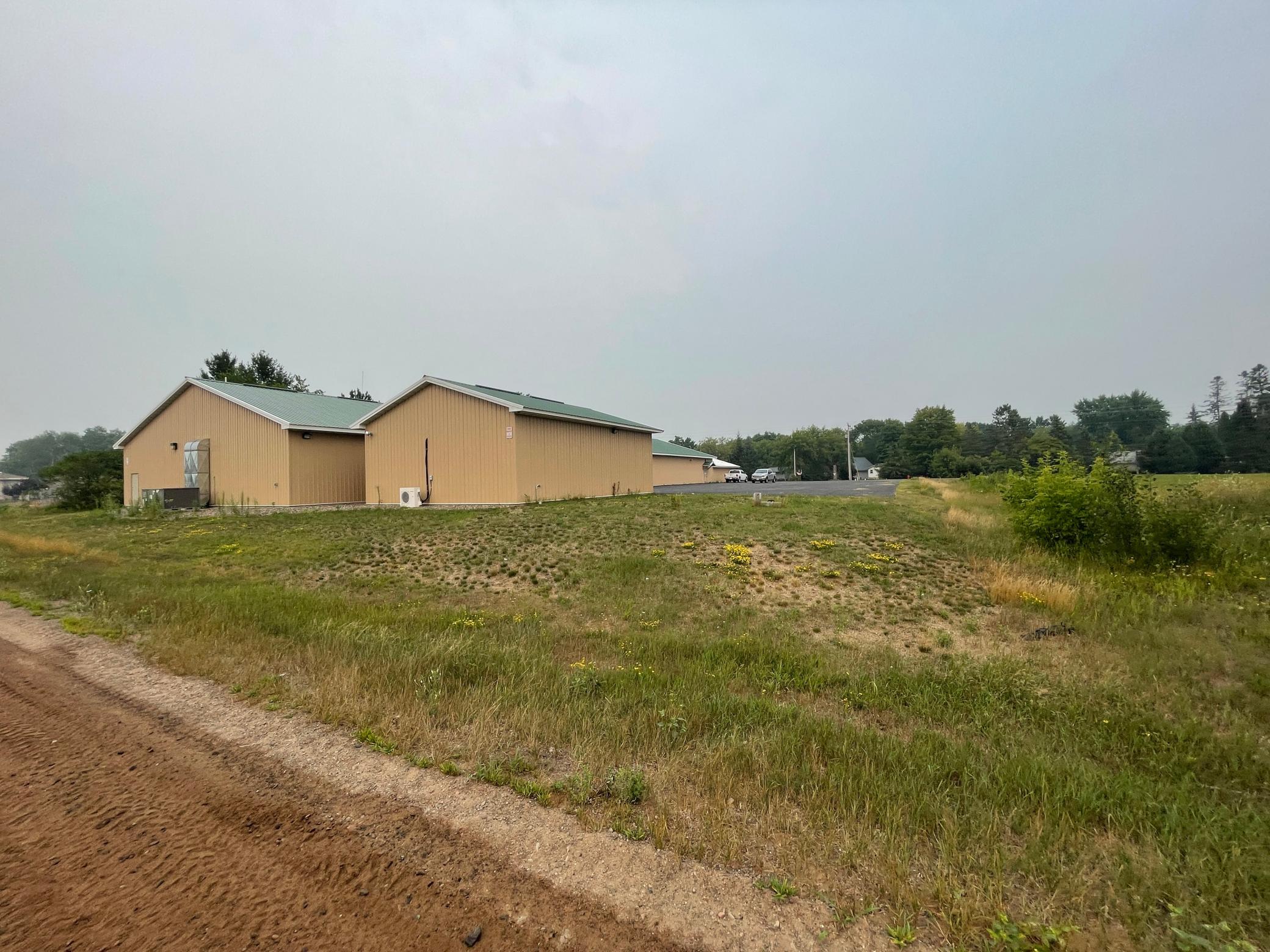 400 Railroad Avenue Property Photo 2